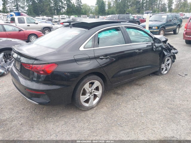 2024 AUDI A3 WAUAUDGY4RA072478 Photo 3