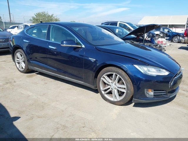 2015 TESLA MODEL S 5YJSA1H15FFP64252 Photo 0