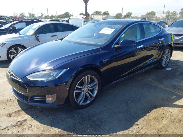 2015 TESLA MODEL S 5YJSA1H15FFP64252 Photo 1