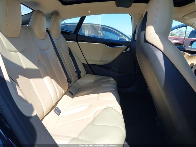 2015 TESLA MODEL S 5YJSA1H15FFP64252 Photo 7