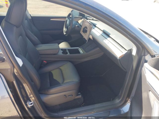 2023 TESLA MODEL Y 7SAYGDEE8PA081576 Photo 4