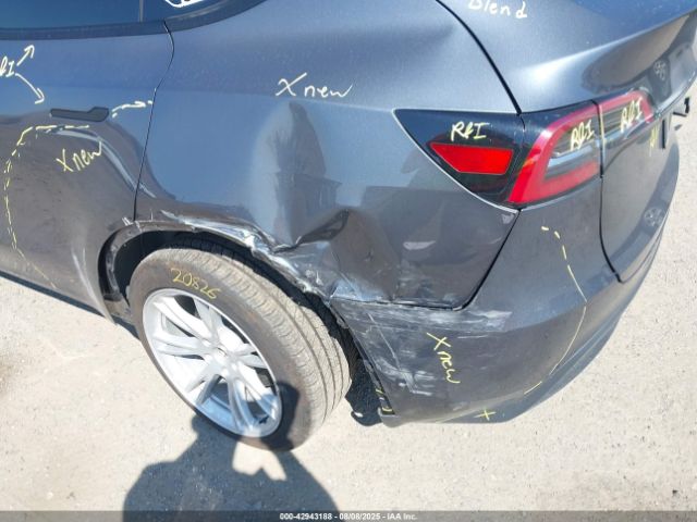 2023 TESLA MODEL Y 7SAYGDEE8PA081576 Photo 5