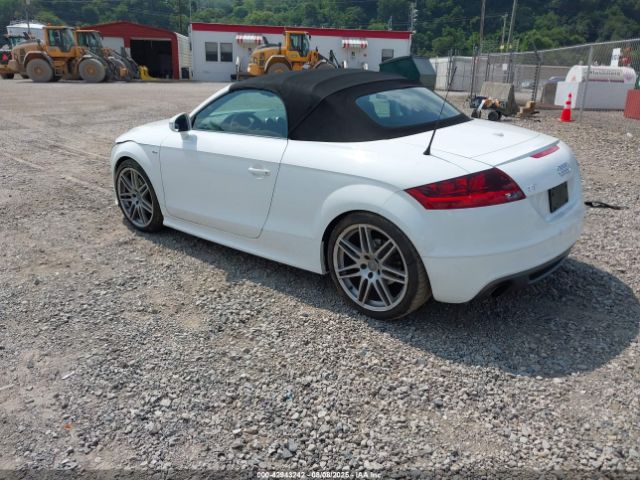 2011 AUDI TT TRUSFAFK7B1012476 Photo 2