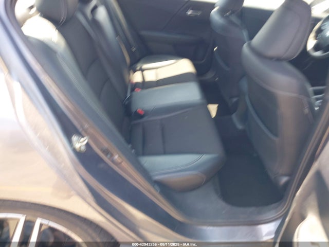 1HGCR2F52GA221235 Honda k24w1