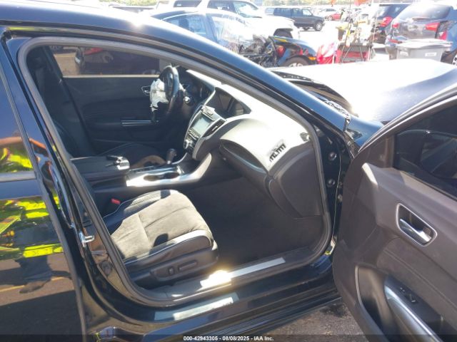 2019 ACURA TLX 19UUB1F64KA800747 Photo 4