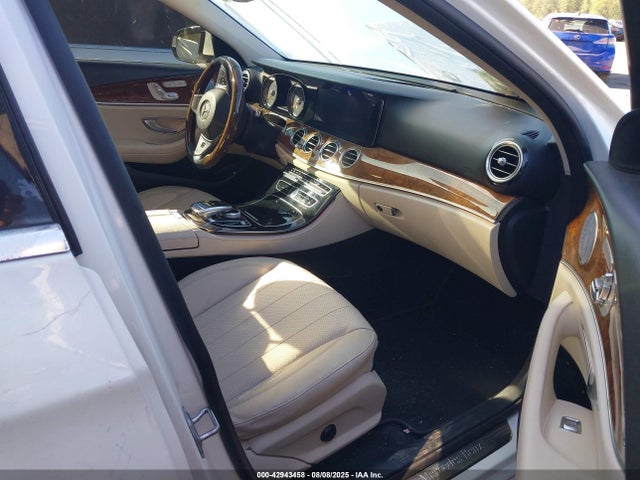 WDDZF4JB7HA130804 Mercedes-Benz m274