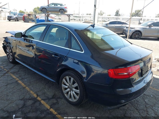 2015 AUDI A4 WAUAFAFL4FN009559 Photo 2