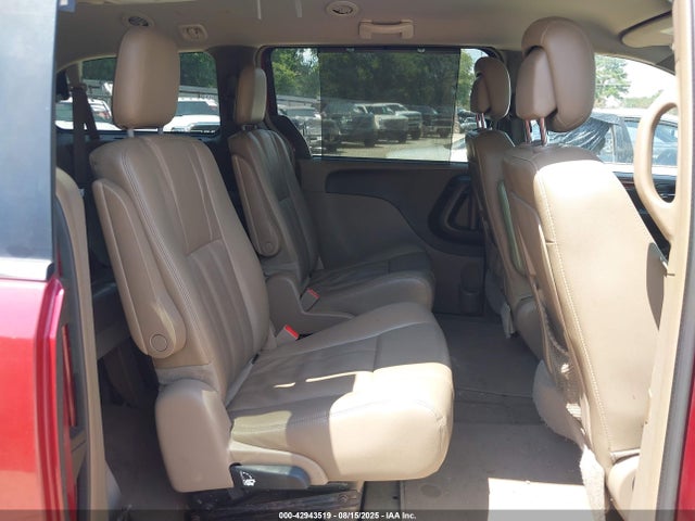 42943519 :رقم المزاد ، 2C4RC1BG7FR513386 vin ، 2015 Chrysler Town & Country Touring مزاد بيع