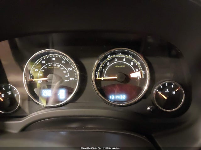 Jeep 2014 2014 1C4NJRCB1ED847940 Image 7
