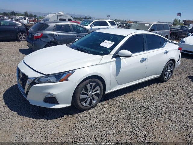 1N4BL4BV3LC137071 Nissan 2020