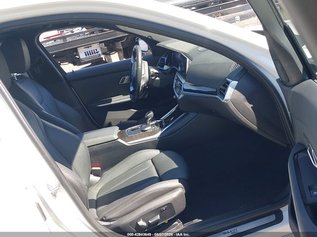 WBA5R1C57KFH22221 BMW 330I