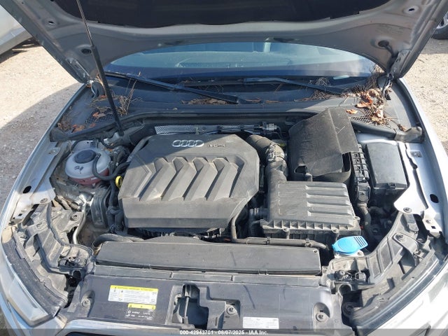 2018 AUDI A3 WAUAUGFF5J1000288 Photo 9