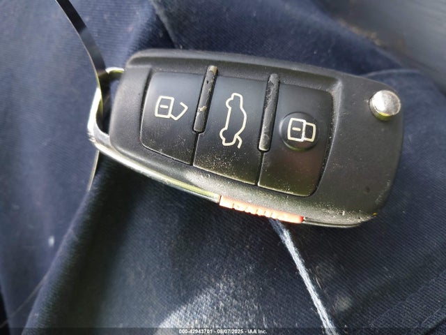 2018 AUDI A3 WAUAUGFF5J1000288 Photo 10