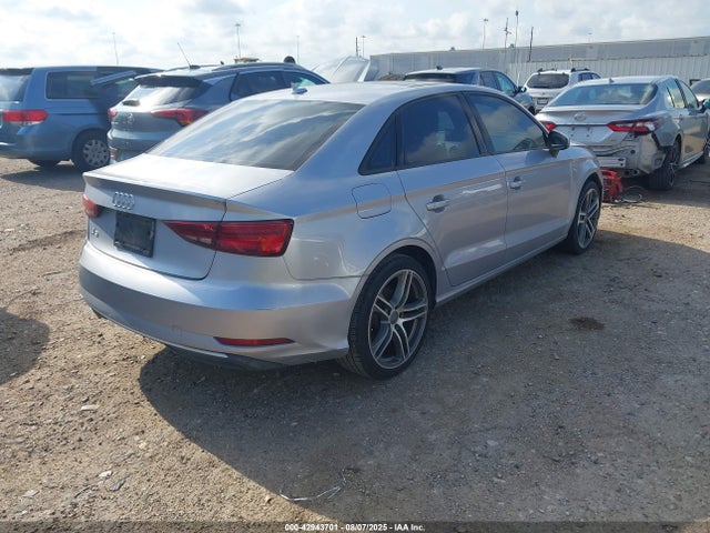 2018 AUDI A3 WAUAUGFF5J1000288 Photo 3