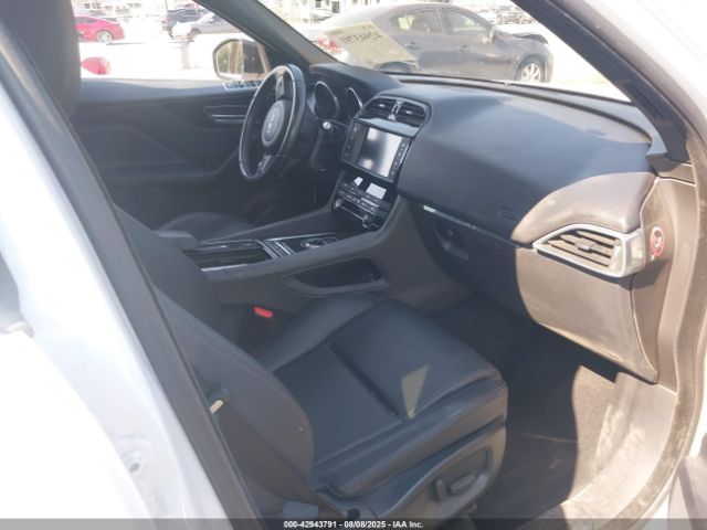 2018 JAGUAR F-PACE SADCJ2FX9JA245549 Photo 4