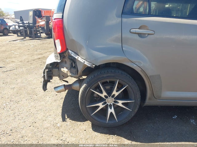Scion 2az-fe 2014 JTLZE4FE5EJ065922 Image 17