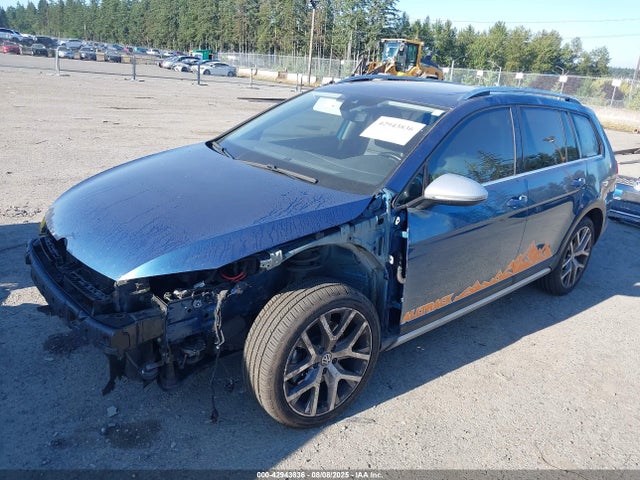 3VWH17AU1KM513913 Volkswagen 2019