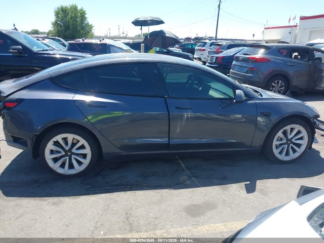 5YJ3E1EB8NF188595 Tesla MODEL 3