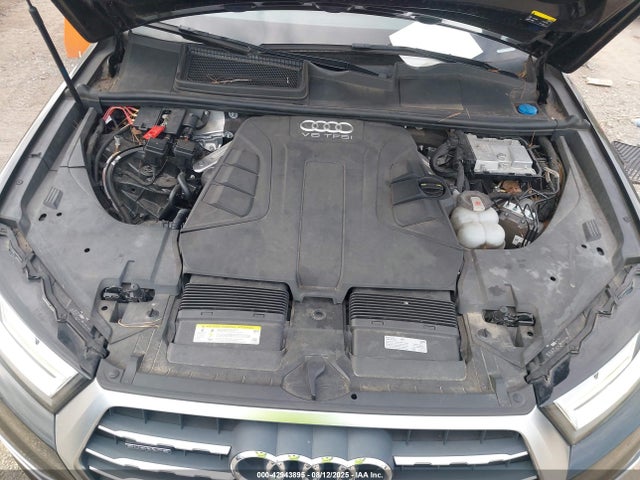 2018 AUDI Q7 WA1LAAF70JD047781 Photo 9