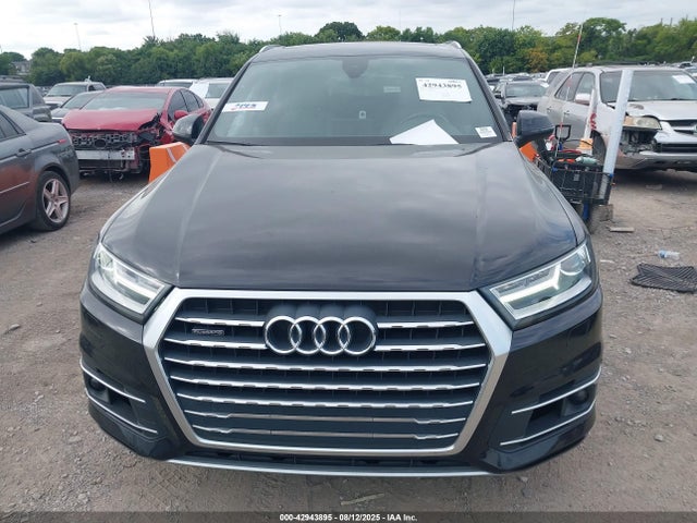 2018 AUDI Q7 WA1LAAF70JD047781 Photo 5