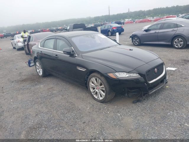 2017 JAGUAR XF SAJBJ4BVXHCY29305 Photo 0
