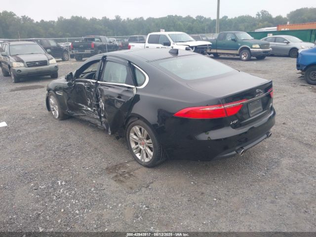 2017 JAGUAR XF SAJBJ4BVXHCY29305 Photo 2
