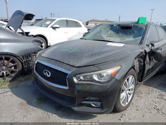 Infiniti Q50 2015 JN1BV7AP4FM330002 Image 2