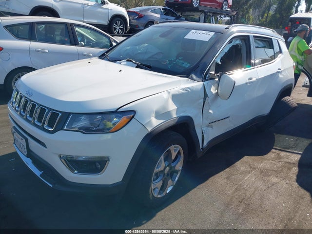 Jeep Compass 2020 3C4NJDCB0LT254838 Image 2
