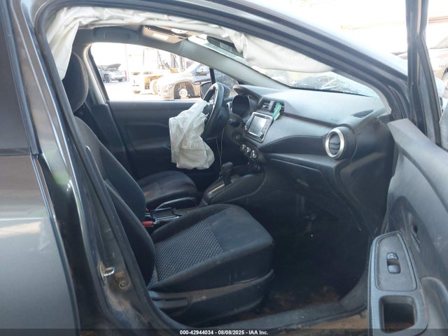 3N1CN8DV1NL839672 Nissan Versa