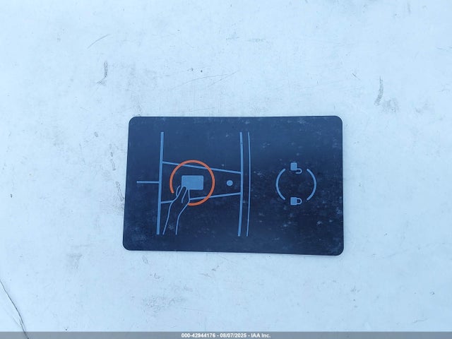 2022 TESLA MODEL Y 7SAYGAEE6NF364380 Photo 10