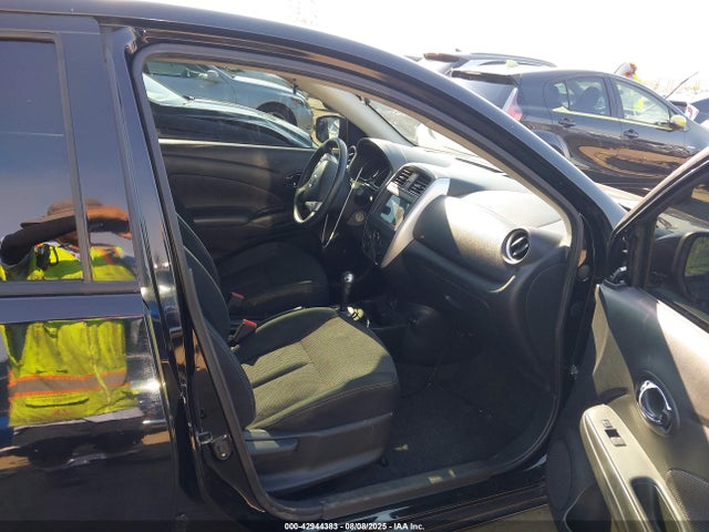 3N1CN7AP9KL804941 Nissan Versa 1.6 Sv