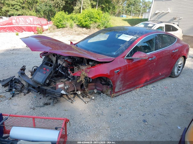 2018 TESLA MODEL S 5YJSA1E2XJF277232 Photo 1