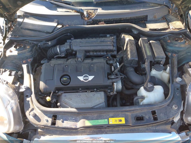 2010 MINI COOPER WMWMF3C5XATZ27576 Photo 9