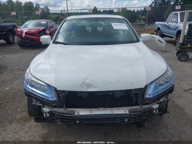 Honda lfa1 2014 1HGCR6F71EA007939 Image 6