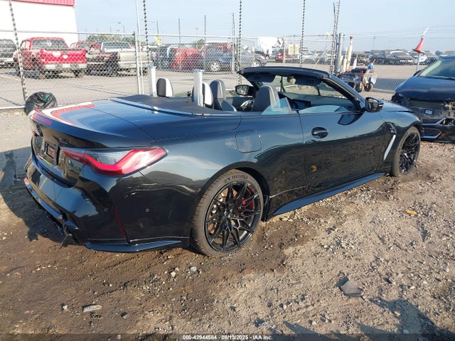 2023 BMW M4 WBS33BA06PCL90778 Photo 3