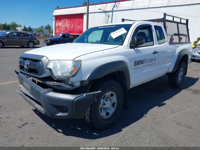Toyota 2tr-fe 2015 5TFUX4EN9FX033104 Image 2