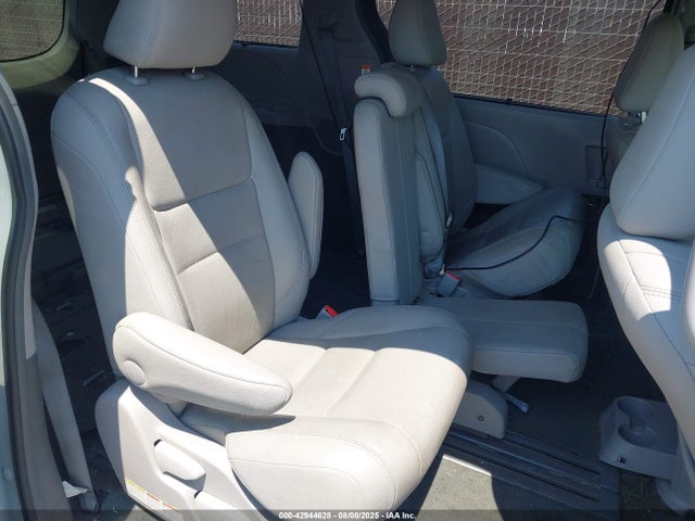 5TDYZ3DC6HS791061 Toyota 2gr-fks