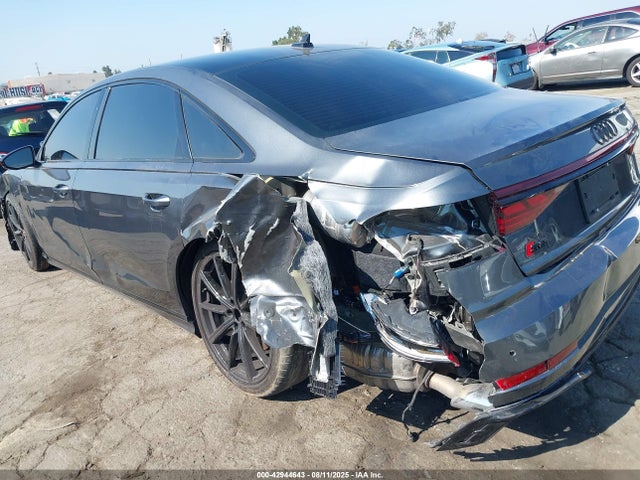 2024 AUDI S8 WAULSAF88RN005227 Photo 5