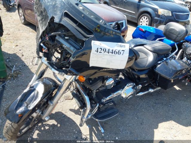 2015 HARLEY-DAVIDSON FLHX 1HD1KBM11FB688387 Photo 1