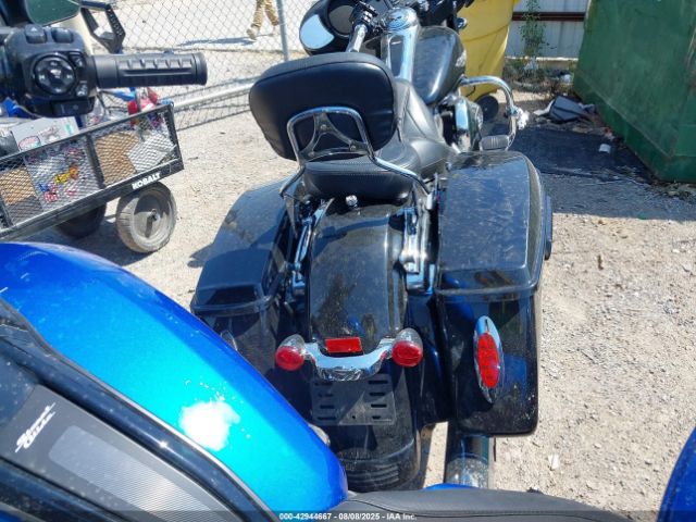 2015 HARLEY-DAVIDSON FLHX 1HD1KBM11FB688387 Photo 5