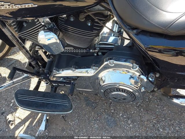 2015 HARLEY-DAVIDSON FLHX 1HD1KBM11FB688387 Photo 8