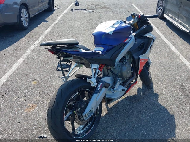 ZD4KSUG02RS003066 Aprilia 2024