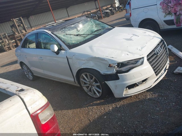 2015 AUDI A3 WAUACGFF3F1001692 Photo 0