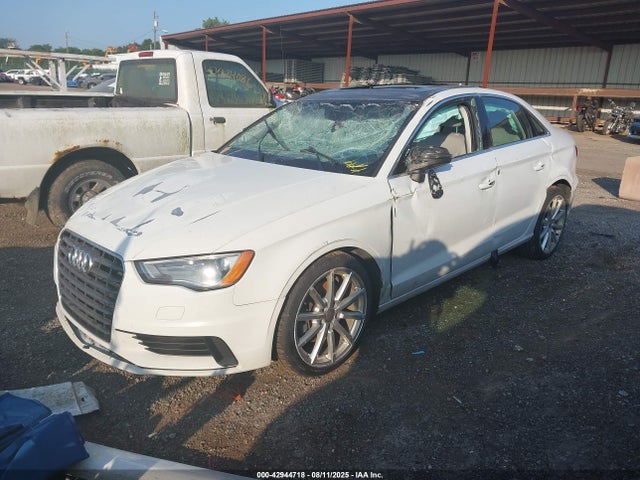 2015 AUDI A3 WAUACGFF3F1001692 Photo 1