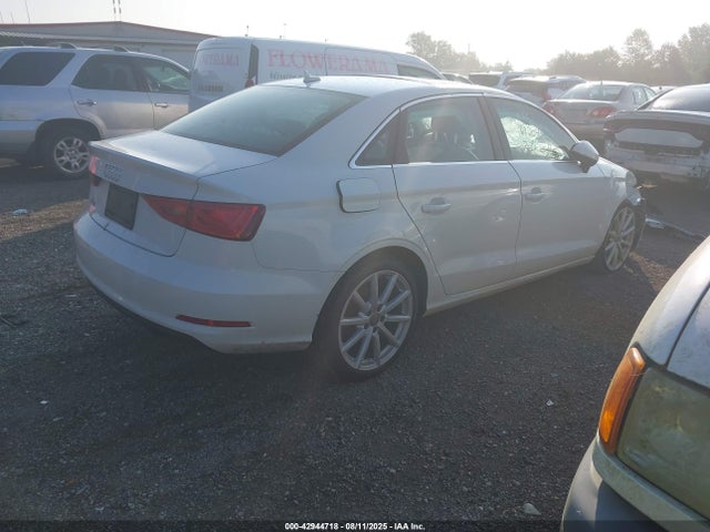 2015 AUDI A3 WAUACGFF3F1001692 Photo 3