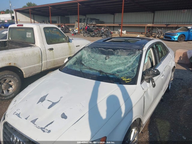 2015 AUDI A3 WAUACGFF3F1001692 Photo 5
