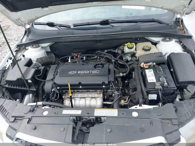 1G1PA5SHXE7264359 Chevrolet luw