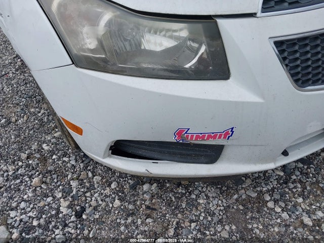 1G1PA5SHXE7264359 Chevrolet luw