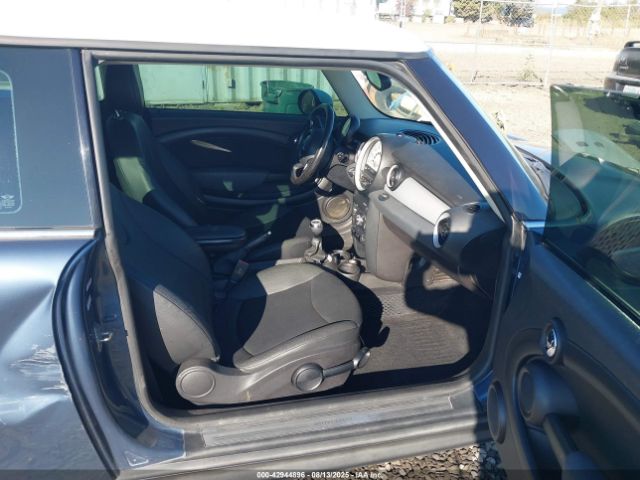 2011 MINI COOPER WMWSU3C51BT099531 Photo 4