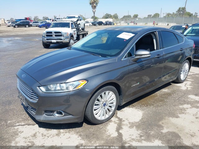 Ford 2015 2015 3FA6P0LUXFR183913 Image 2
